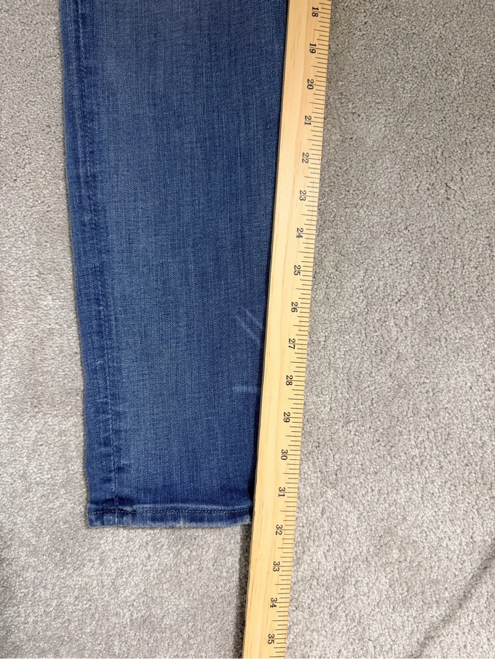 Express Women's Skinny High Rise Jean Leggings in Medium Blue Wash size 12L